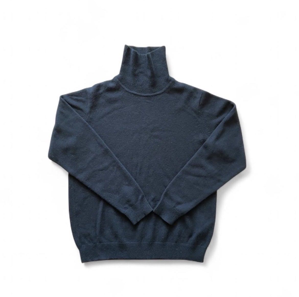 Uniqlo Maglioni & Felpe: 3er Pack Uniqlo Rollkragenpullover (schwarz, creme, grau) – Nuovo (secondo la descrizione) da St. Gallen venduto da ome_g8v2