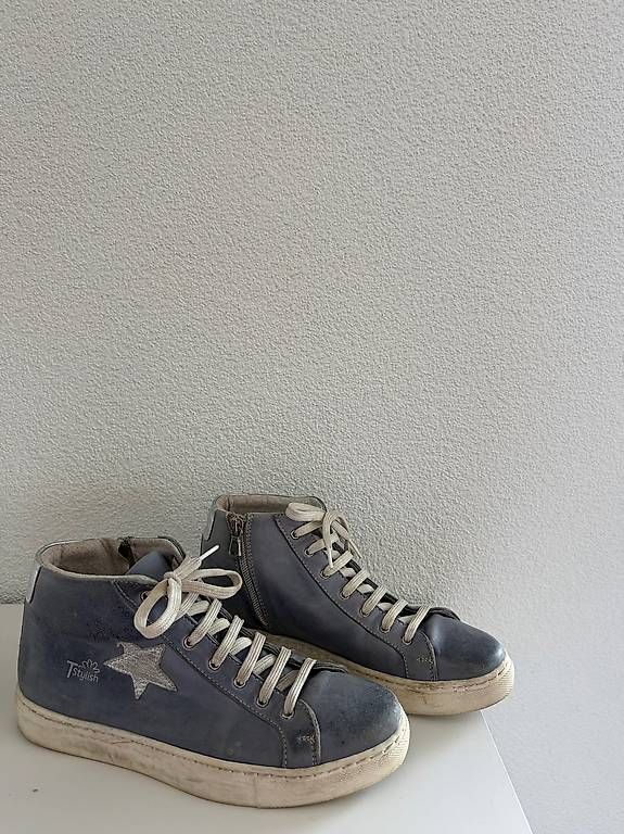 Scarpe da uomo: Stylische Schuhe mit Stern – Usato da Oberdorf SO venduto da sel_wc6w