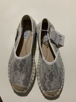 Schuhe 37