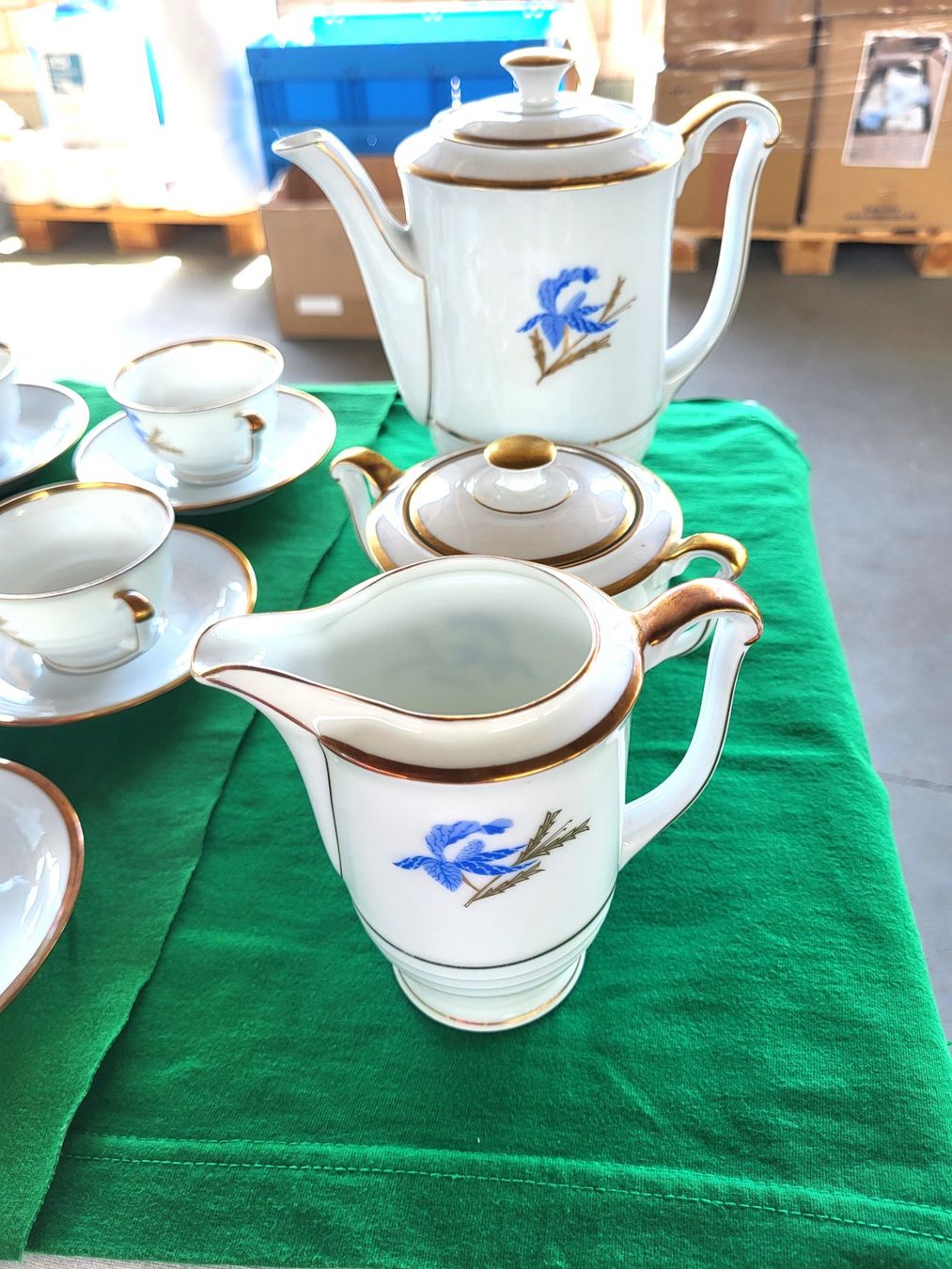 Set di piatti: Kaffeeset Schönwald Bayer Porzellan – Usato da Diessenhofen venduto da Osio 1