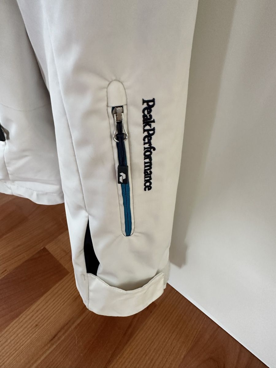 Peak Performance Jacken: Peak Performance Ski Jacke weiss / blau Hipe Core + – Gebraucht aus Eglisau von Nic1906 2