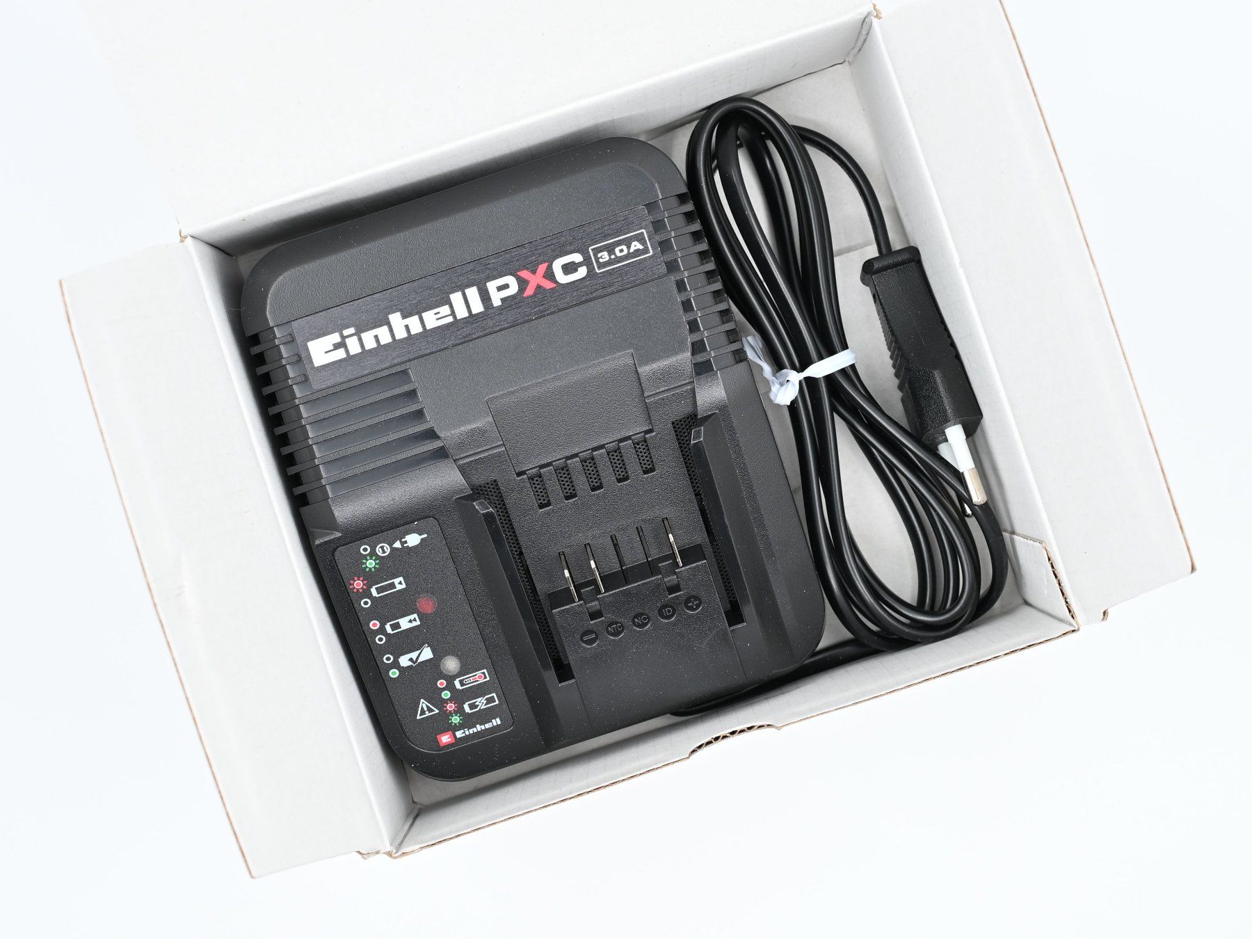 Einhell Caricatori & Batterie: Einhell Power X-Change Ladegerät (18V) 3A NEU – Nuovo e nell'imballaggio originale da Dürnten venduto da pema28 1