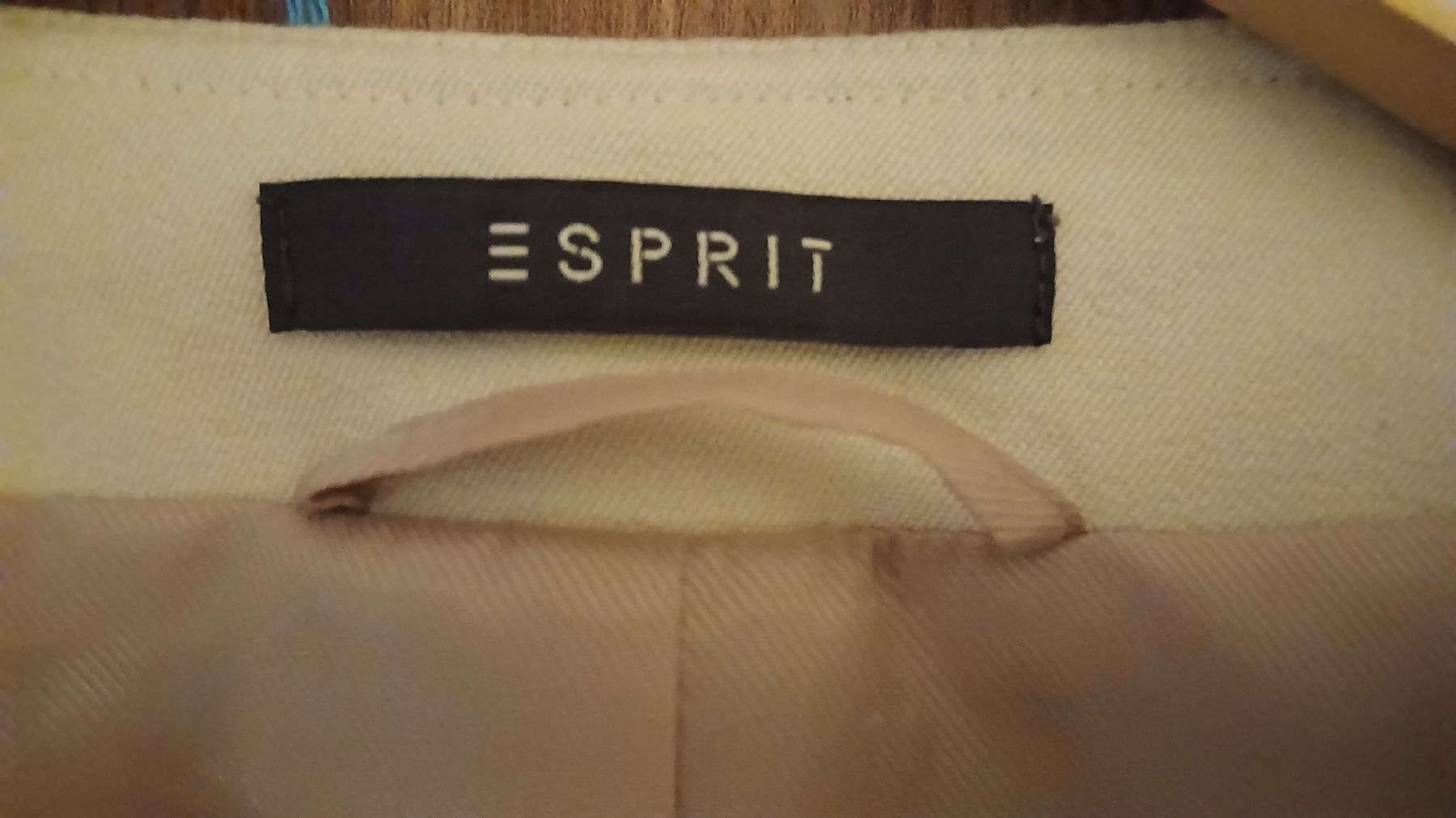 Esprit Giacche: Blazer Jacke Veston Esprit 34 – Usato da Schönenberg ZH venduto da nikanika 2