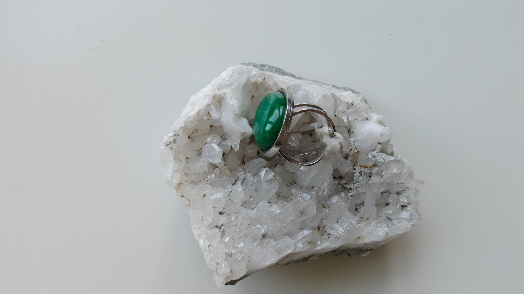 Anelli: Green Jade Stainless Steel Adjustable Ring – Nuovo (secondo la descrizione) da Allschwil venduto da Jani_Banani 9