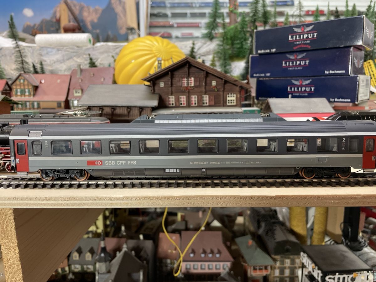 Roco Modelleisenbahnen: Roco SBB CFF FFS Waggons 2-teilig neuwertig – Neu (gemäss Beschreibung) aus Gossau SG von Krokodil344 1