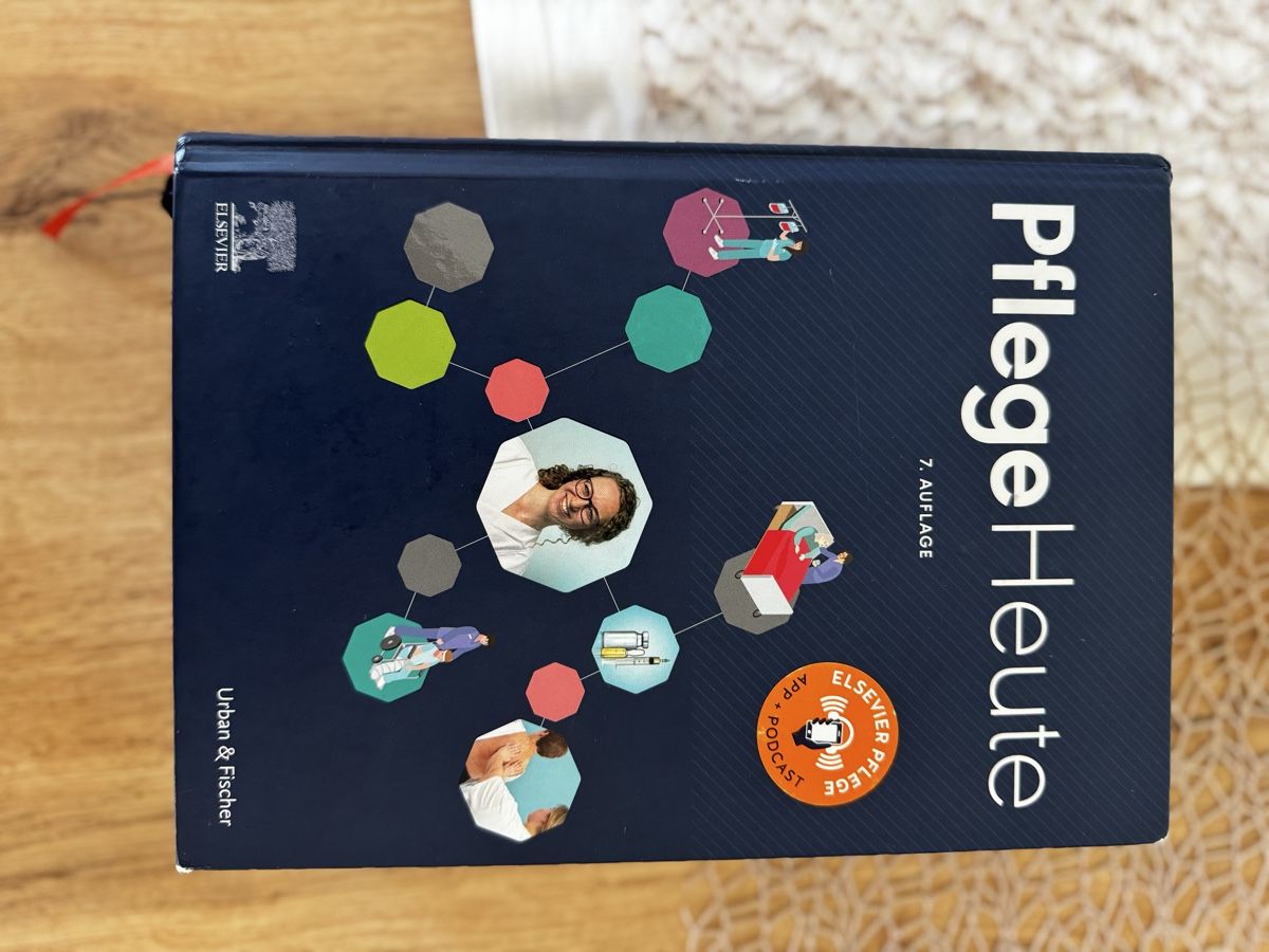 Libri: PflegeHeute 7. Auflage Elsevier Verlag – Usato da Zürich venduto da Doeme1999