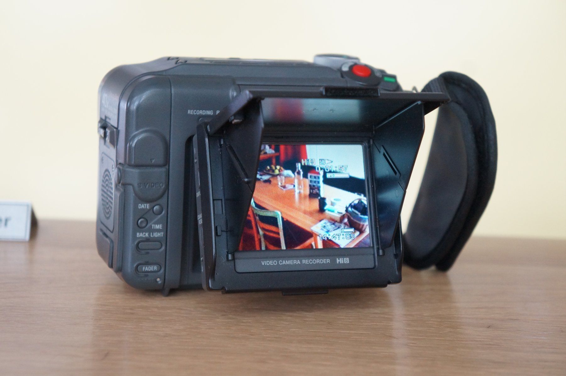 Sony Camcorder: SONY SC55E ... Hi8 Stereo Camcorder ... – Gebraucht aus St.Gallen von  1