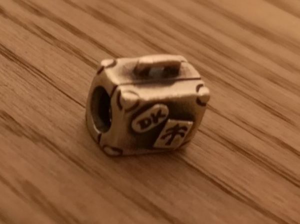 Pandora Anhänger: Original Pandora Koffer Charm – Gebraucht aus Stein AR von elifi88 1