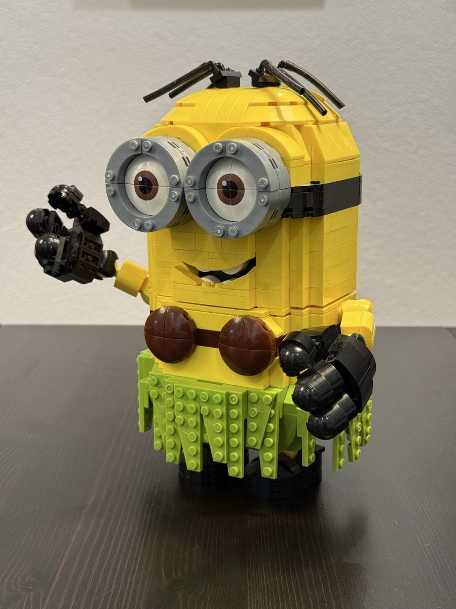 Mega Kit di costruzioni: Minion Luau-Dave (Mega) – Usato da Suhr venduto da 5im5alabim