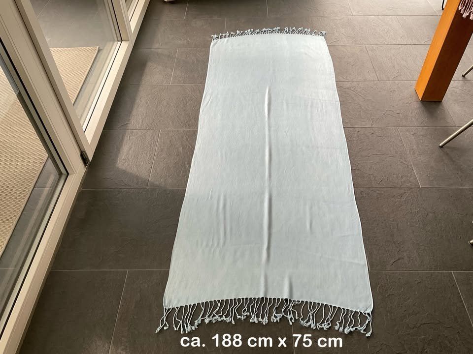 Foulard & Sciarpe: Pashmina Hell blau (ca. 188 cm x 75 cm) – Usato da Zürich venduto da Lukeinstinct 2