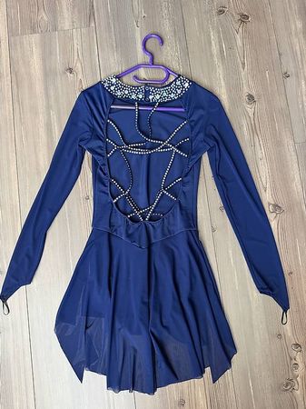 Neues ungetragenes Eiskunstlauf Kürkleid