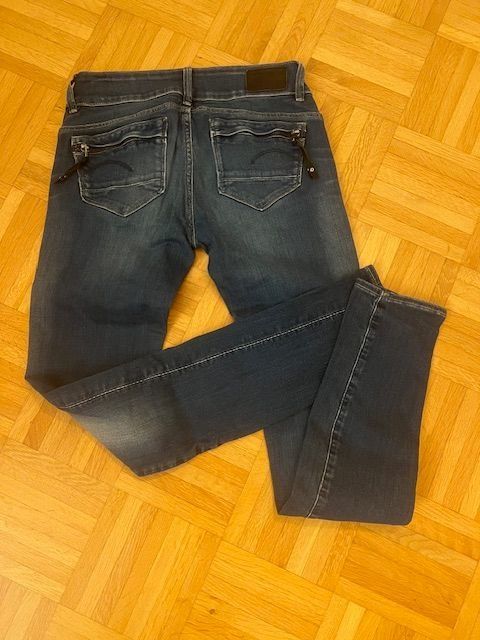 Jeans: "RAW" Jeans Gr. 26 32 – Nuovo (secondo la descrizione) da Walenstadt venduto da ricamul 6