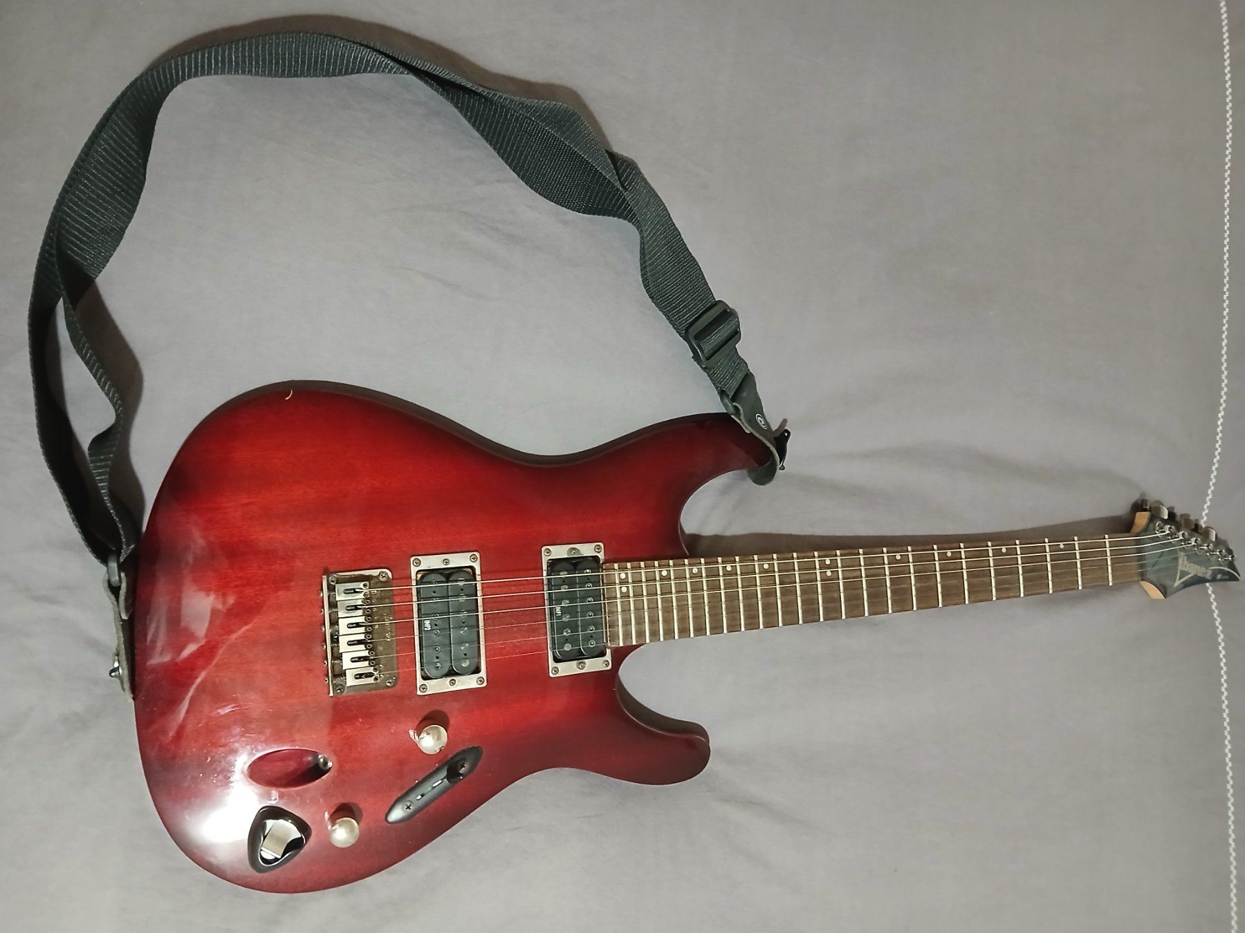 Ibanez Instruments de musique: Guitare Electrique - Set Complet – D'occasion à Grone par Scorpion71 1
