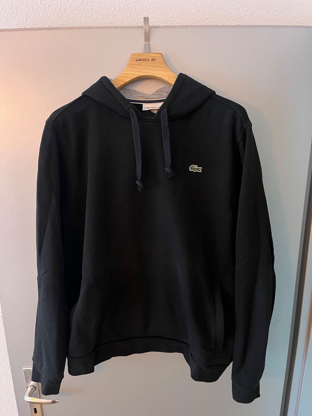 Maglioni & Felpe: Lacoste Pullover schwarz – Usato da Bern venduto da leokislig