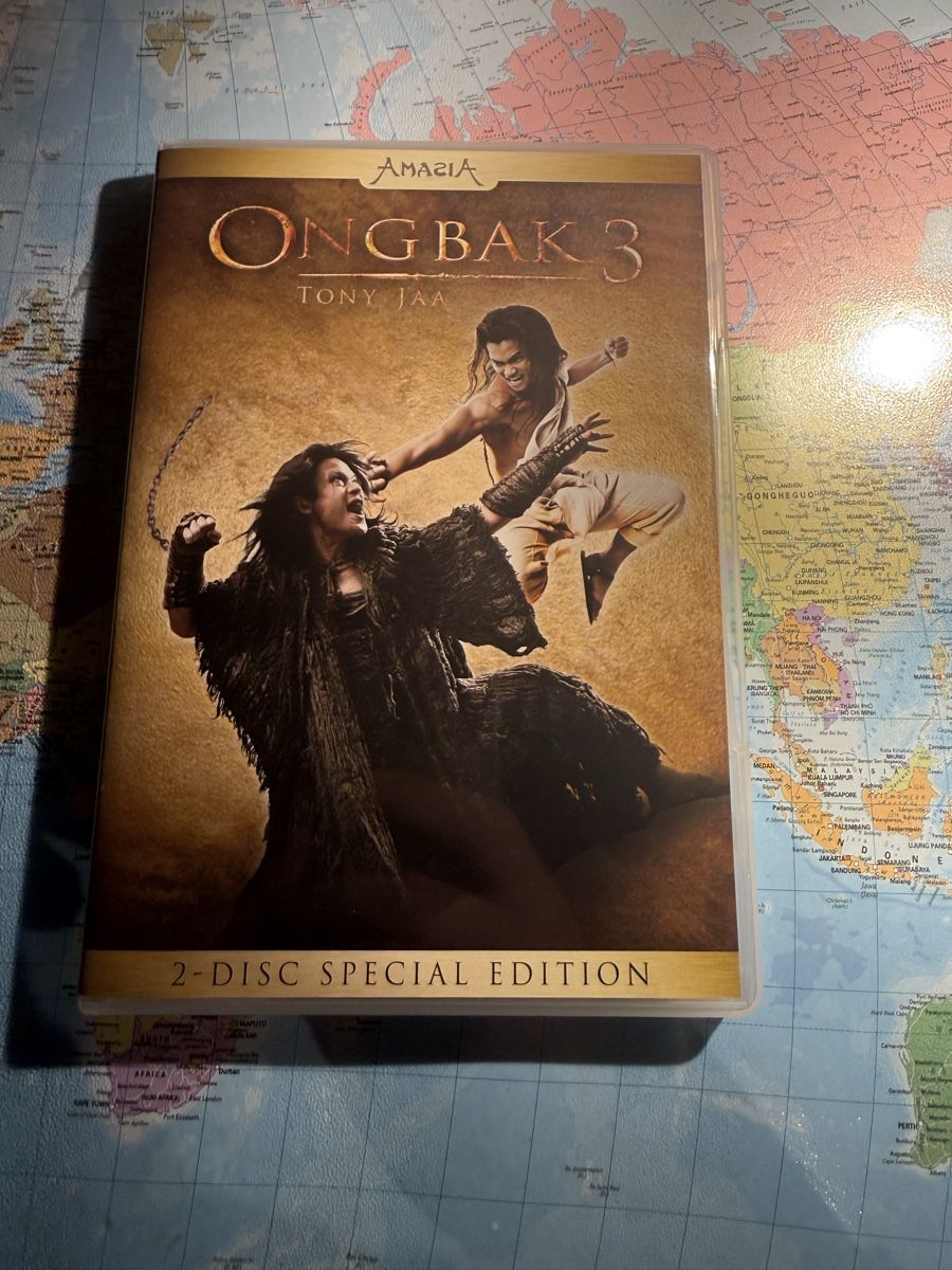 Tous les DVDs: Ong Bak 3 DVD – D'occasion à Flaach par Filmklopper87
