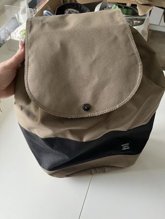 Herschel Rucksack, neuwertig, ideal für den Herbst!
