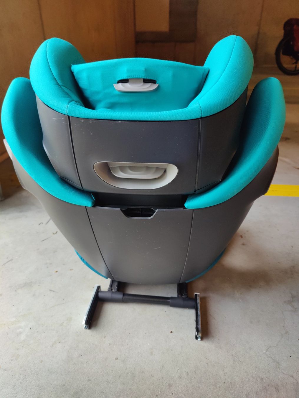 Cybex Seggiolini per auto: Cybex Solution S2 i-Fix Car Seat + FREE Diono Seat Protector – Usato da Lausanne venduto da tom_k2p6 4