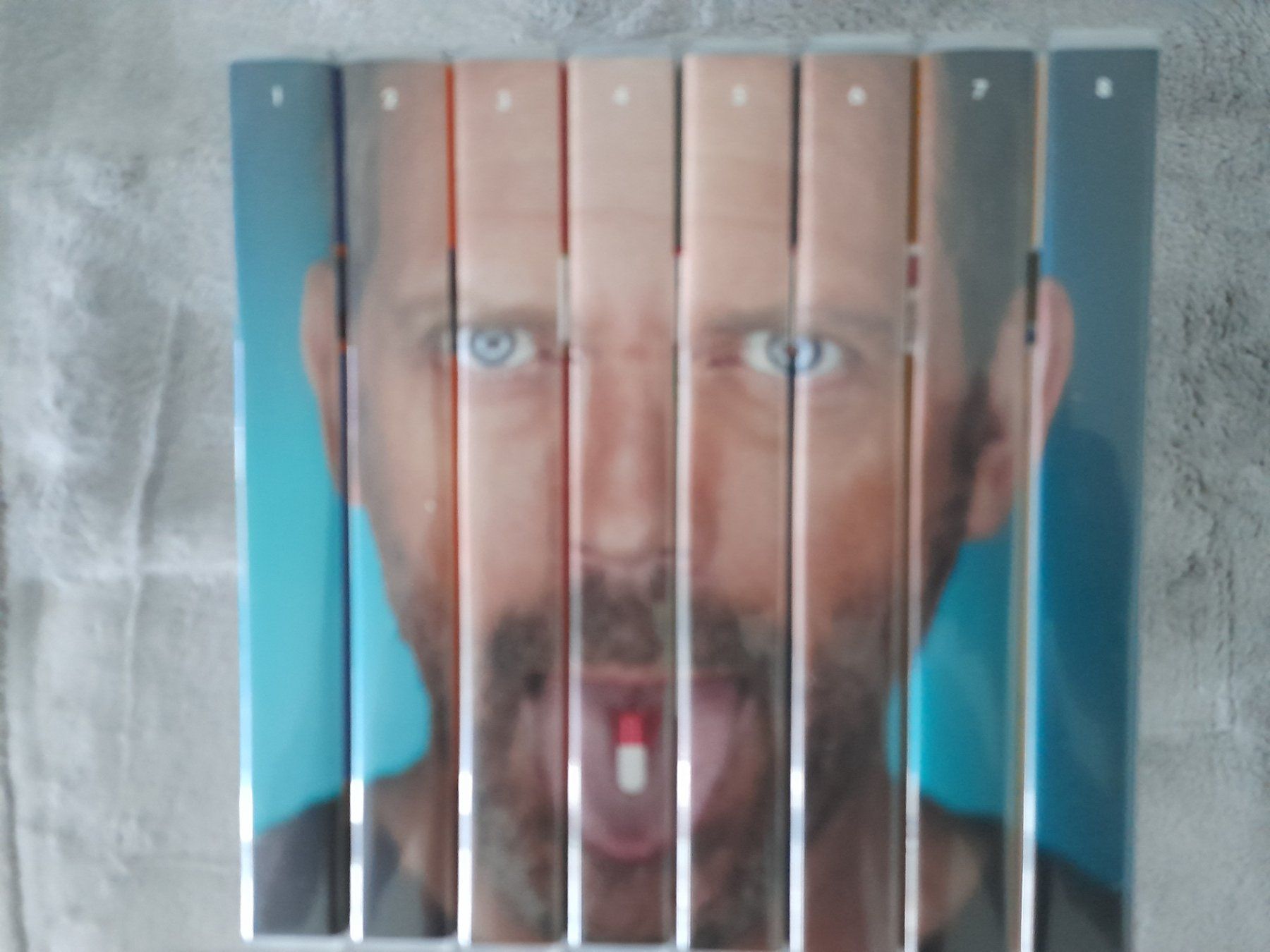 Tutti i DVDs: Dr. HOUSE  1- 8  STAFFELN -  BOX – Usato da Aesch BL venduto da Burschi59 2