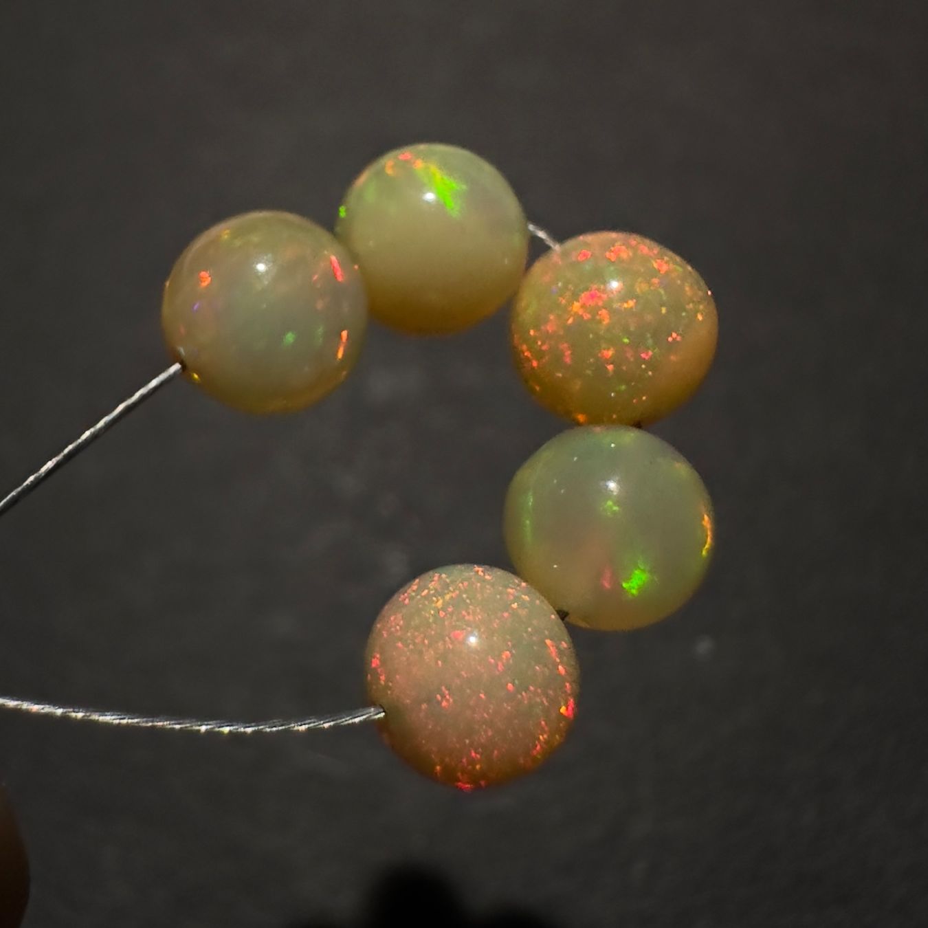 Edelsteine: 4.26 ct - Natural Ethiopian Opal Beads - 5 Pcs – Neu (gemäss Beschreibung) aus Zürich von Yoohooz 8
