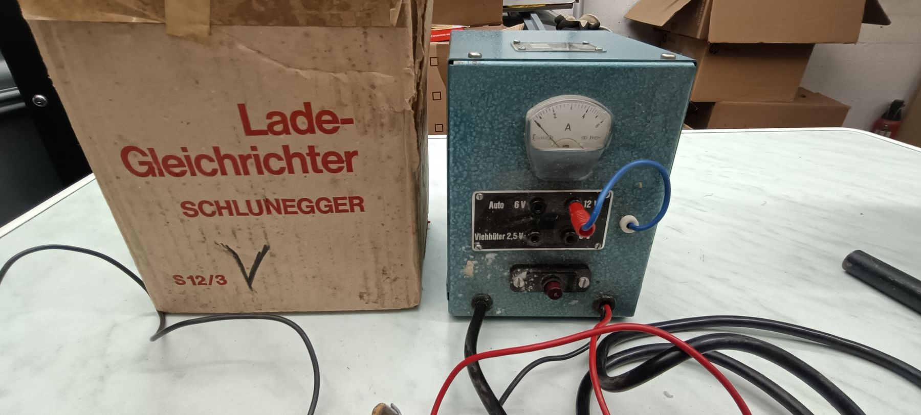 Componenti elettronici: Lade-Gleichrichter Schlunegger Trafo – Usato da Pfäffikon ZH venduto da K-V-M 1