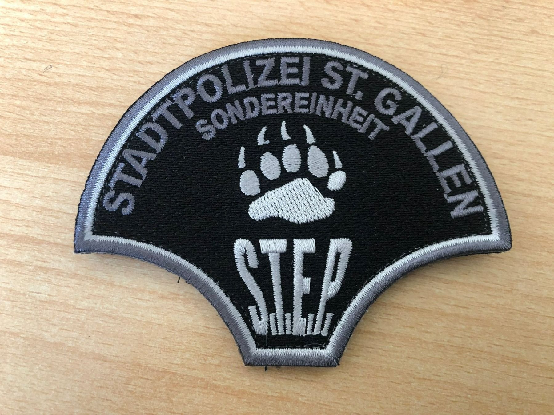 Plaketten & Abzeichen: Patch/Abzeichen Stadtpolizei St. Gallen (IE) – Neu (gemäss Beschreibung) aus Rheineck von Vitzi
