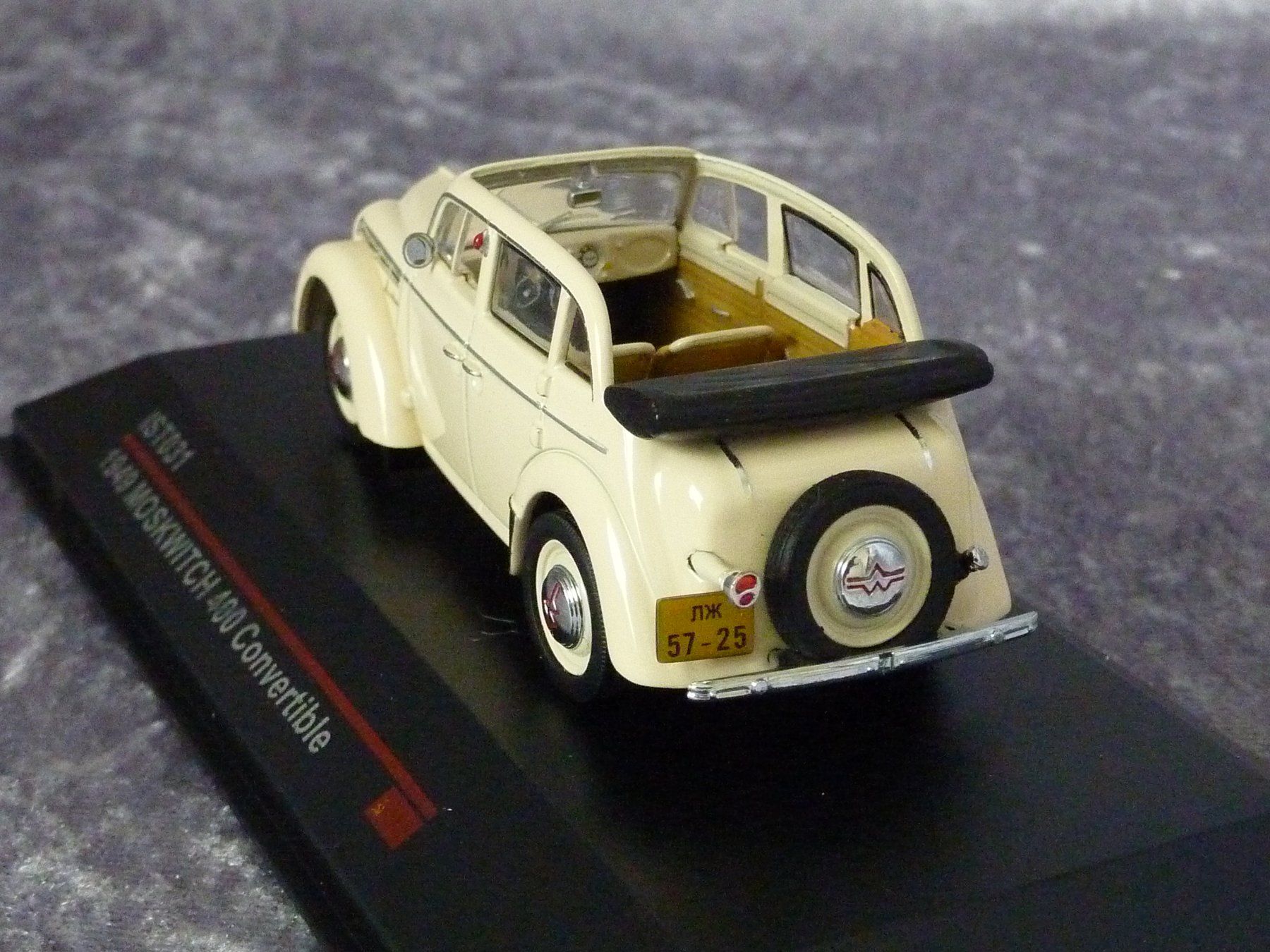 Modellini d'auto: Moskwitch 400 Convertible 1949  1:43 – Nuovo (secondo la descrizione) da Dürrenäsch venduto da modellautos4you 4