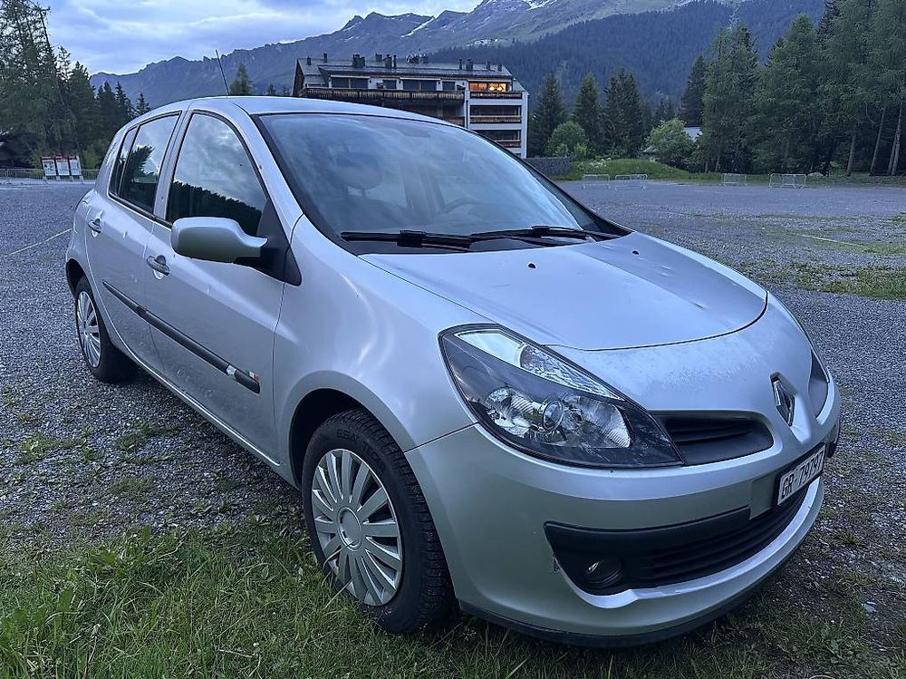 Automobili: Renault Clio 1.6 MFK 06.2025 – Usato da Schiers venduto da Ayda34 1