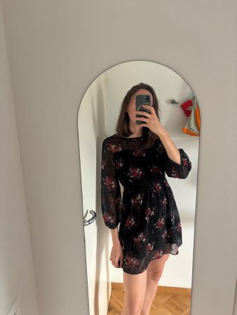 Beautiful Zara flowers dress 38