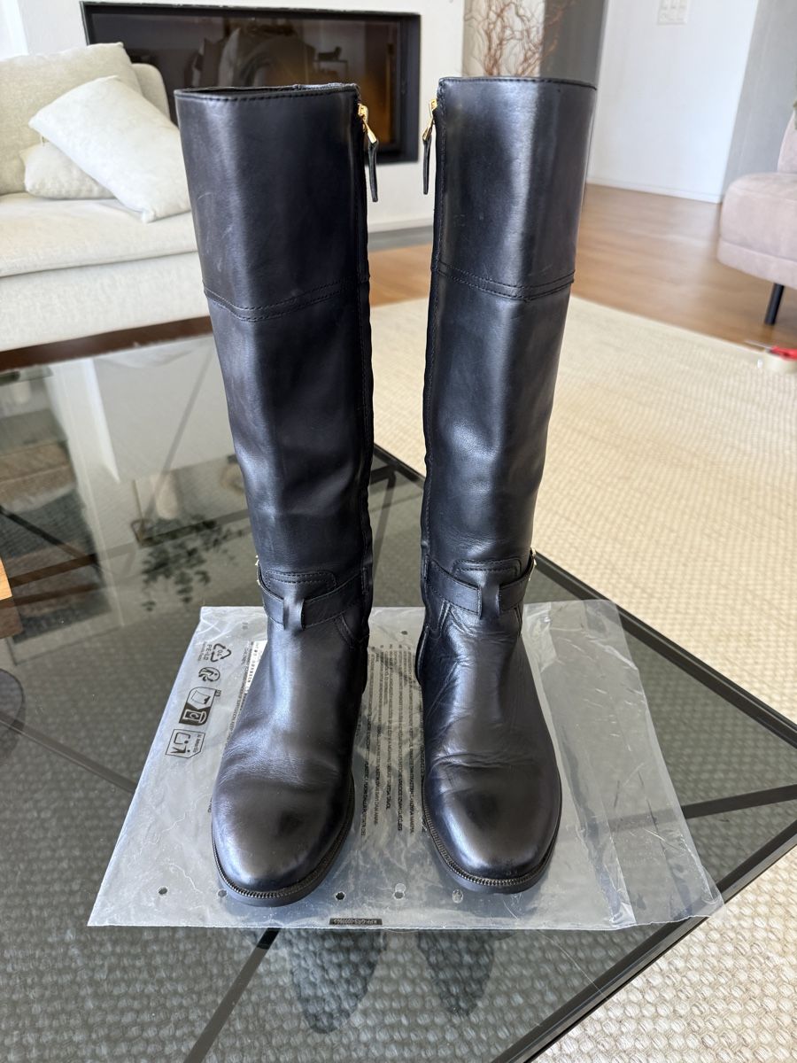 Ralph Lauren Scarpe da donna: Ralph Lauren Black Leather Boots size 39.5-40 – Usato da Kilchberg venduto da anloufra