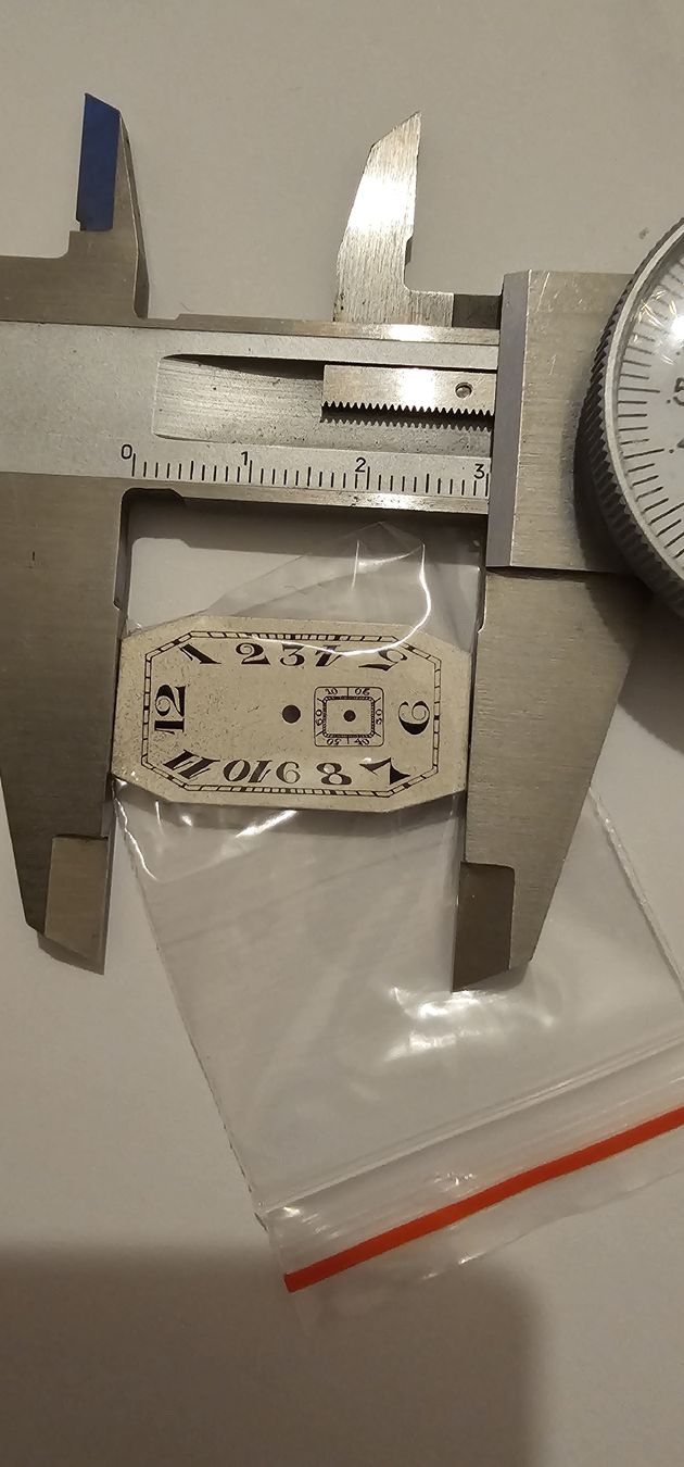 Orologi: Cadran rectangulaire ancien – Usato da Genève venduto da Fresko01 1