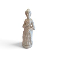 ​Elegante Porzellanfigur Dame im Rokoko-Stil (16 cm)