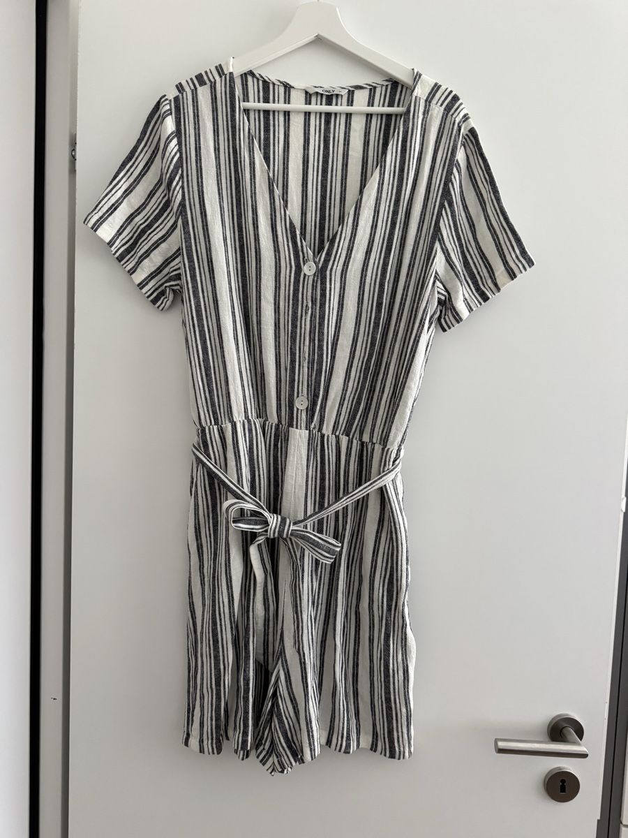 Only Jumpsuits: Jumpsuit gestreift ONLY Grösse 42 – D'occasion à Dietwil par vera2301