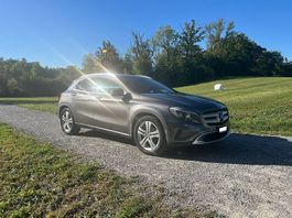 Mercedes GLA 220d 4-MATIC gepflegt, Frisch Ab MFK
