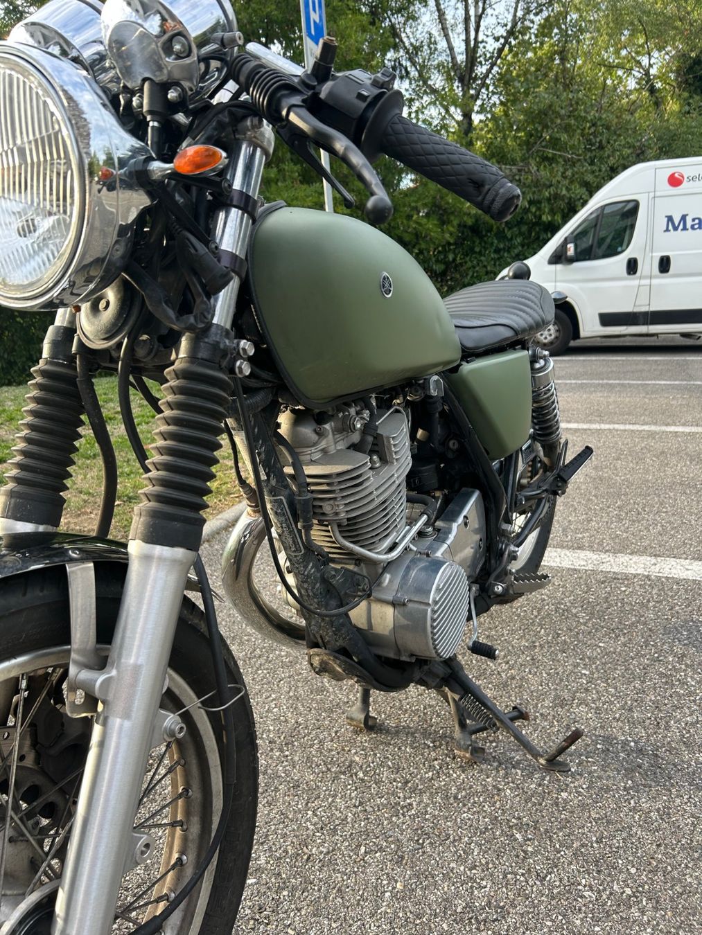 Yamaha Strada: Moto Yamaha SR400 – Usato da Plan les ouates venduto da Xavolas 2