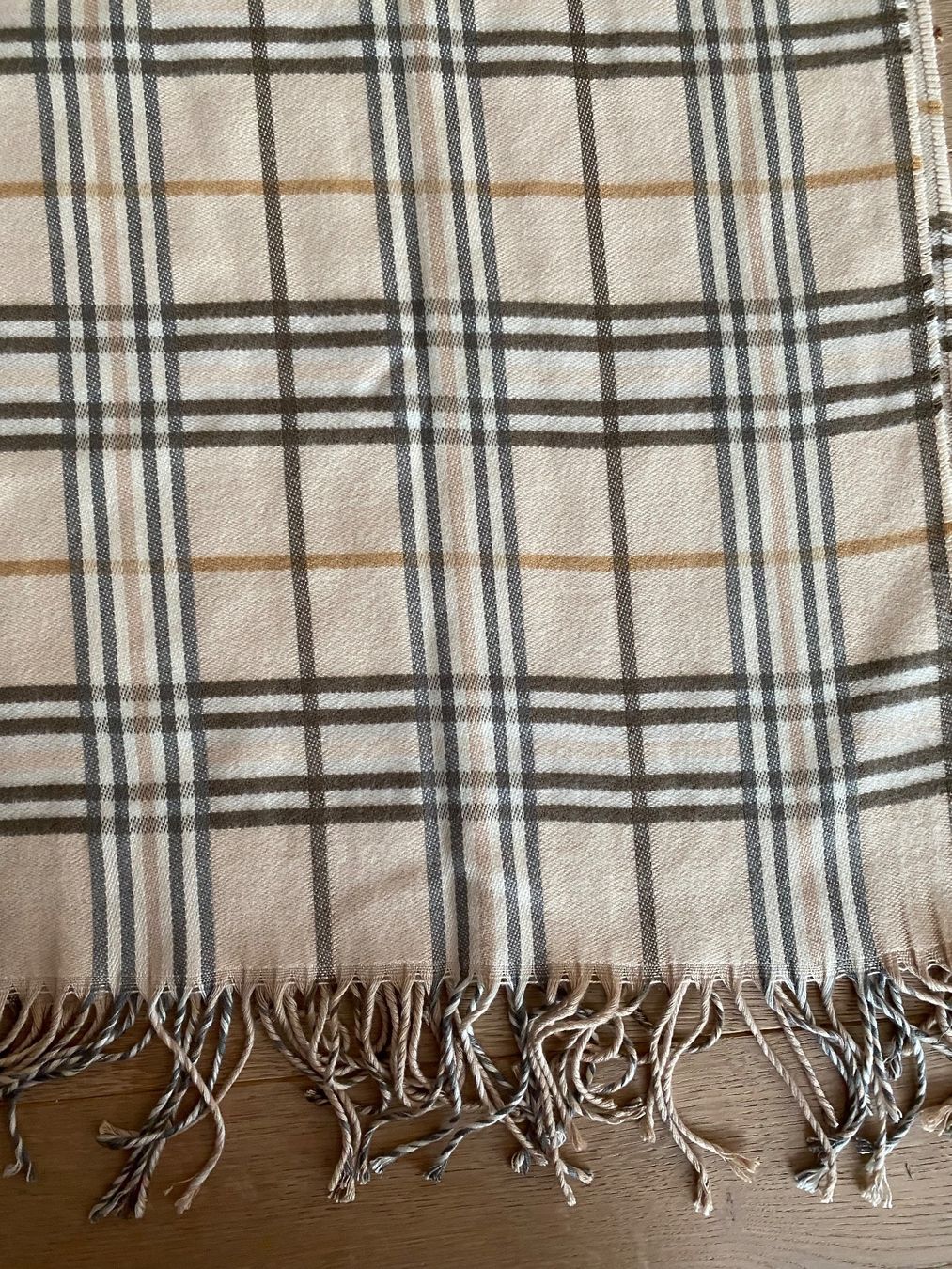 Foulard & Sciarpe: Schal Set – Usato da Lachen/SZ venduto da Flower2 2