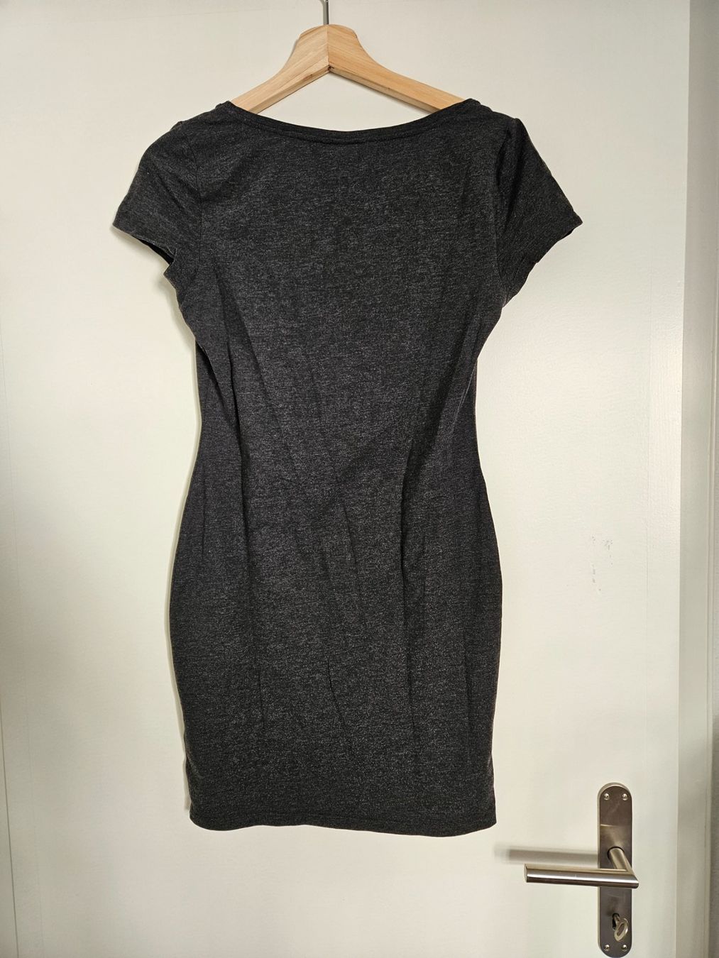 T-shirt: Long-Shirt Gr.S dunkelgrau – Usato da Schaffhausen venduto da sabrina915 3