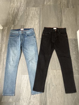 2 stk Herren Marken Jeans blau und schwarz gr:30/32