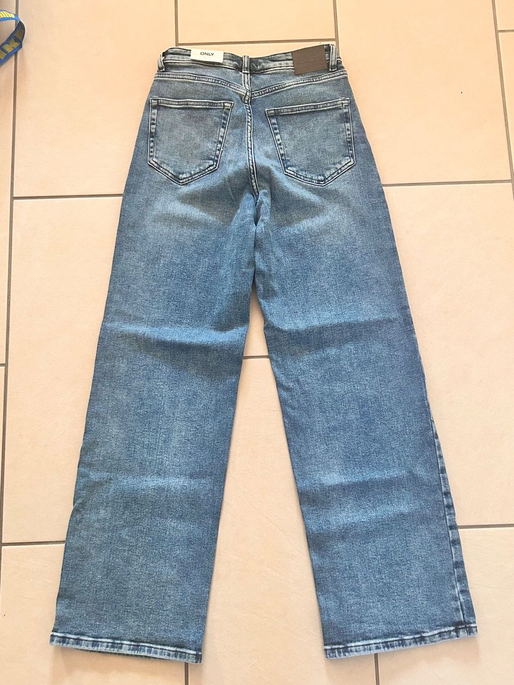Only Jeans: Jeans Only a vita alta NUOVI – Nuovo (secondo la descrizione) da Bellinzona venduto da RossoScarlatto 2