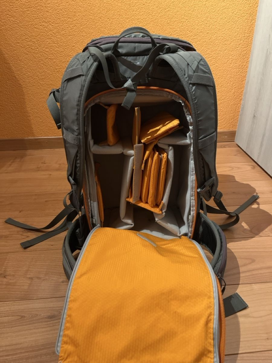 Lowepro Zaini: Lowepro Kamerarucksack: Top Zustand! – Nuovo (secondo la descrizione) da Neu St. Johann venduto da GigerEn 3