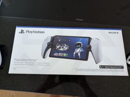 Sony PlayStation Portal Remote Player mit Case und Dock