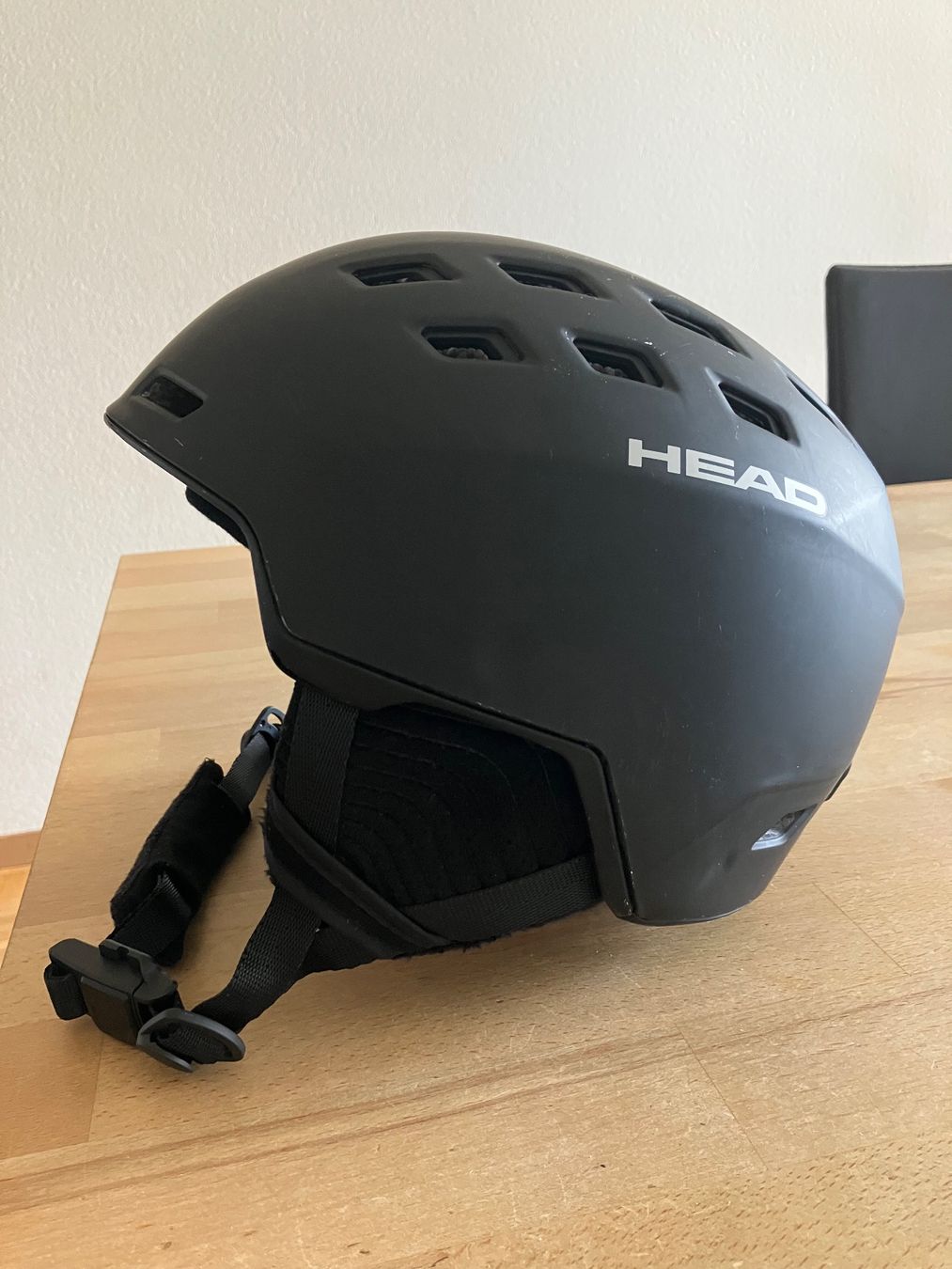 Head Caschi: Head Skihelm, Grösse M-L Schwarz – Usato da Thalwil venduto da ansae17 1