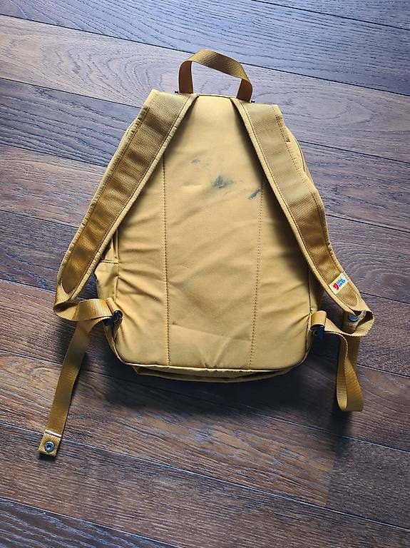 Fjällräven Zaini: Rucksack von Fjäll Räven – Usato da Olten venduto da Ahandreina 5
