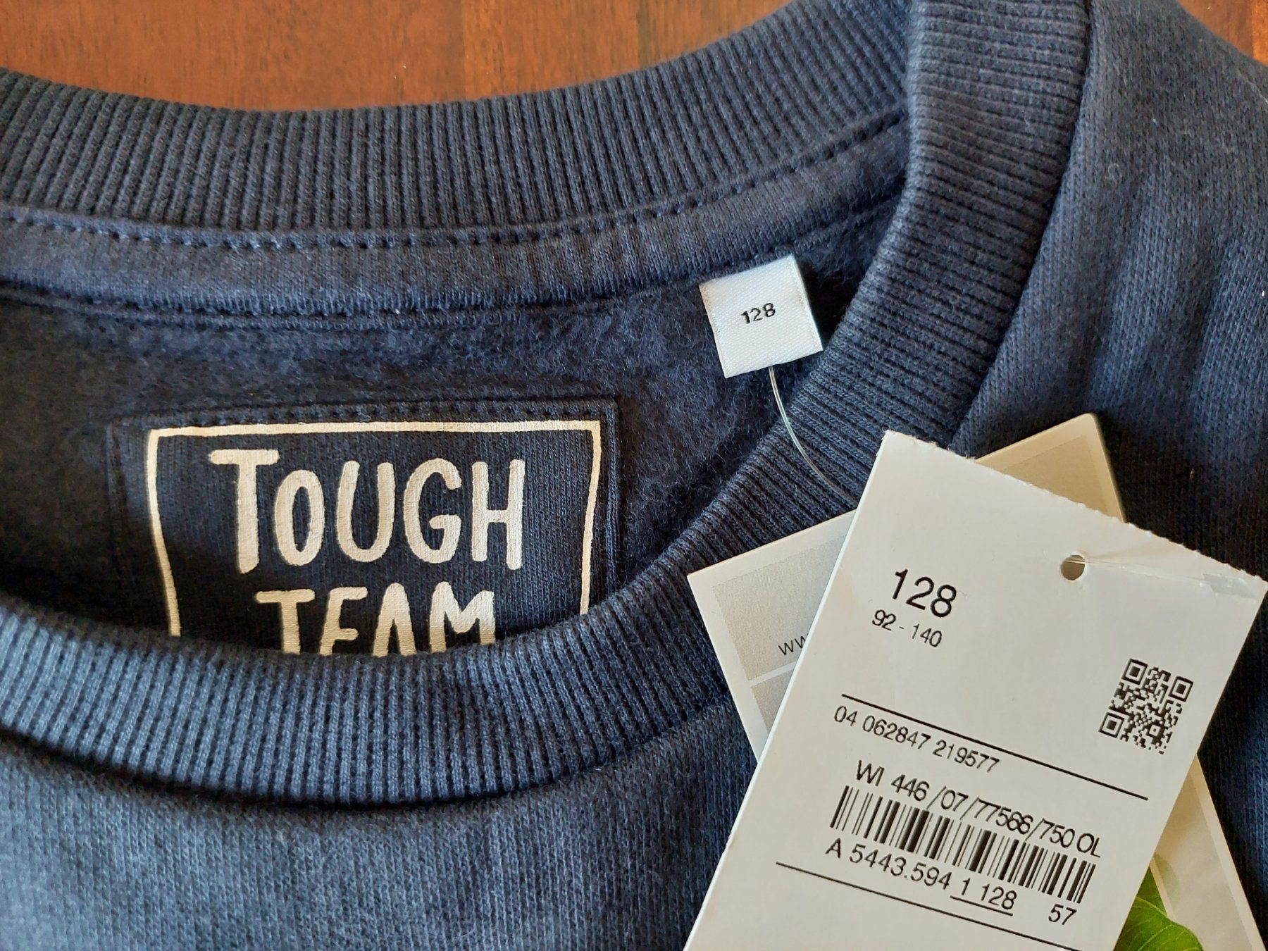 C&A Maglioni & Felpe: C&A Pullover Bär Grösse 128 – Nuovo e nell'imballaggio originale da Beckenried venduto da Havacola 3