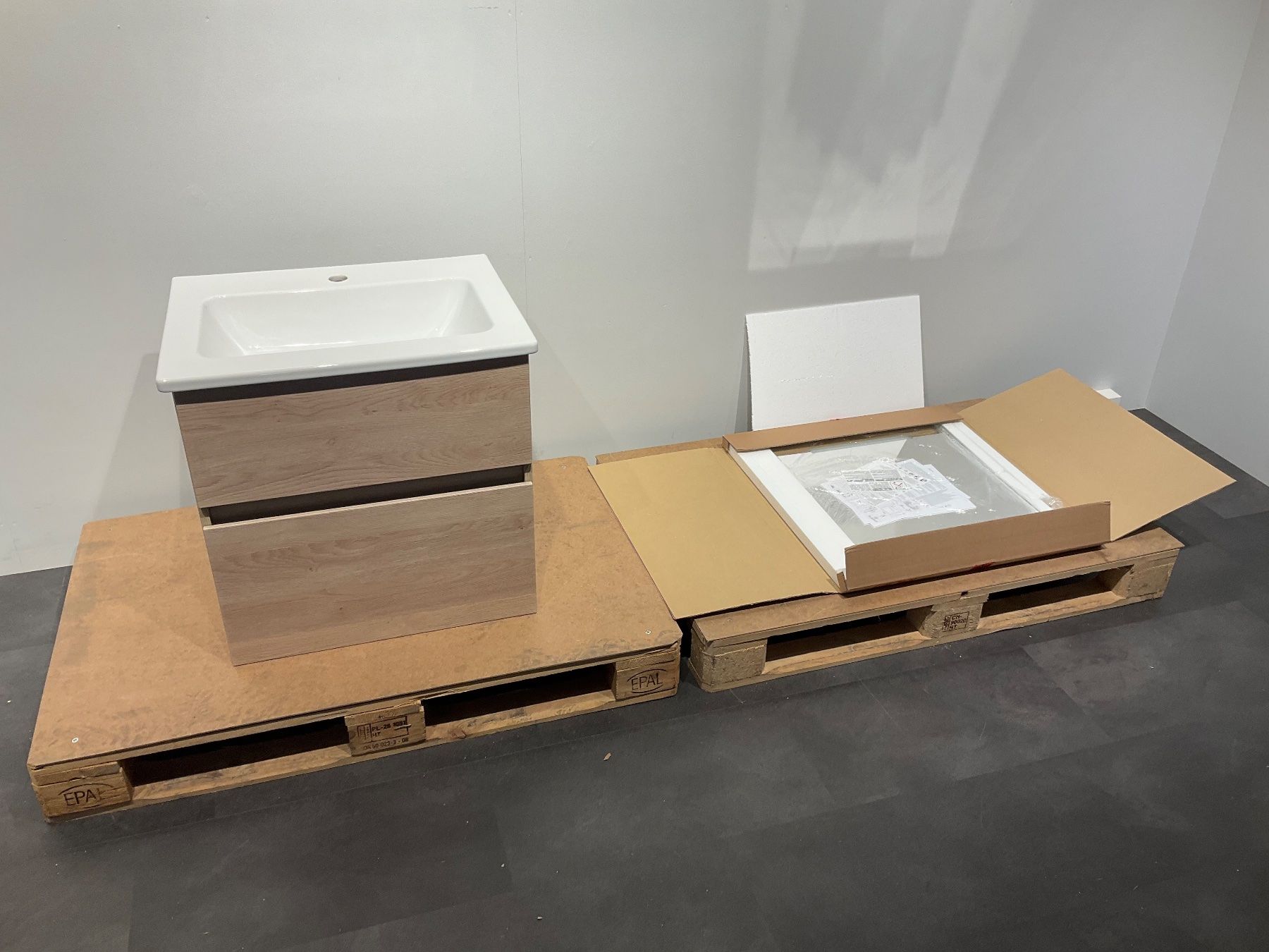 Mobili per bagno: 081Burgbad Badmöbel, Holzoptik hell/weiss, 63cm – Nuovo (secondo la descrizione) da Derendingen venduto da Meisterstuecke