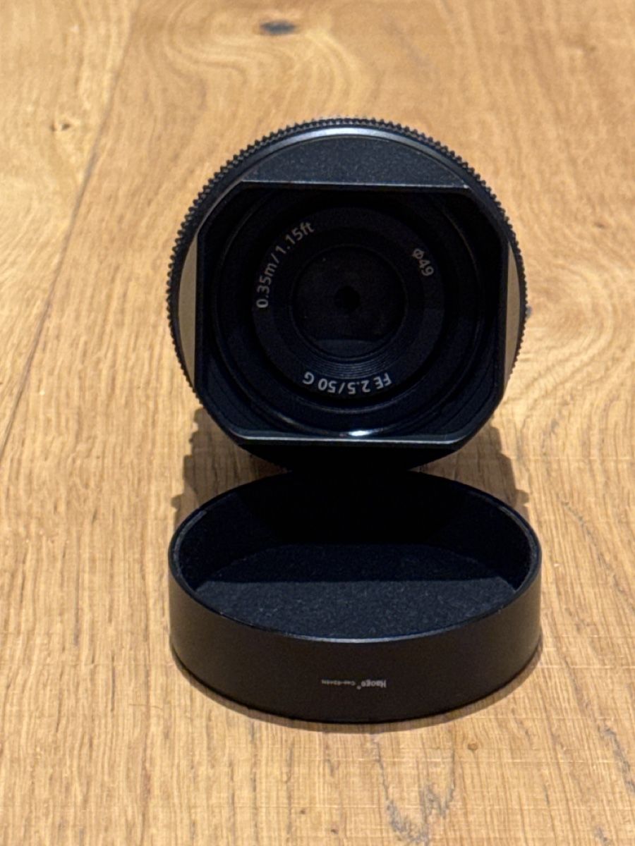 Sony Objektive: Sony FE 2.5/50 G – Neu (gemäss Beschreibung) aus Basel von Felix.G9