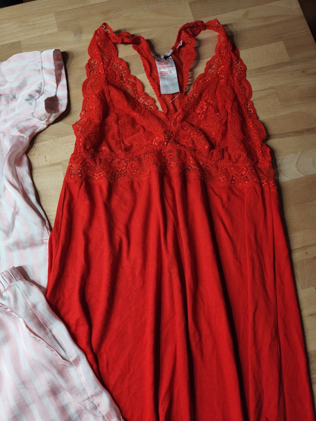 Negligees & Pigiami: Zwei Pyjamas – Usato da Arbon venduto da karolina_frank 2