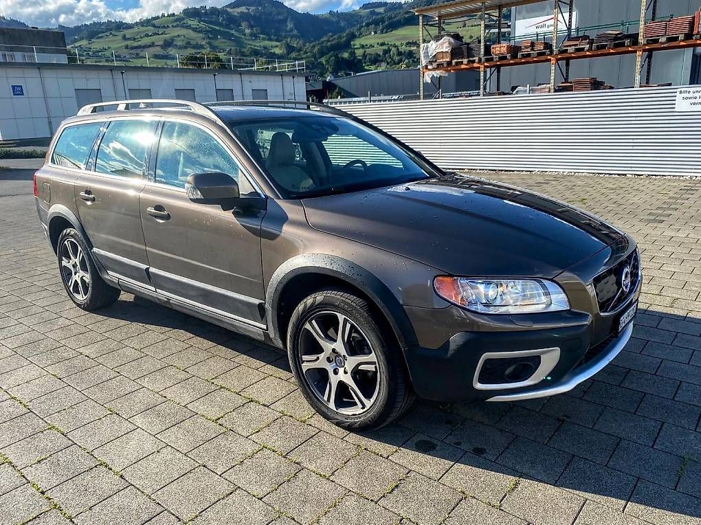 Autos: Volvo xc70 t6 – D'occasion à Au SG par dar_765x 1