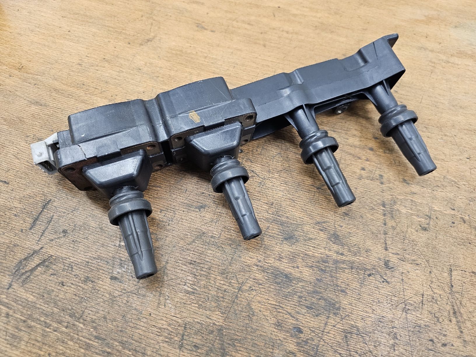 Peugeot Alle Autoersatzteile: Zündspule Peugeot 206 1.6 – Gebraucht aus Burgistein von chillyB