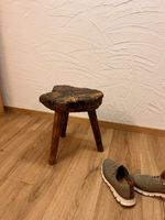 Rustikaler Holzschemel, Handgefertigt - Top Zustand!