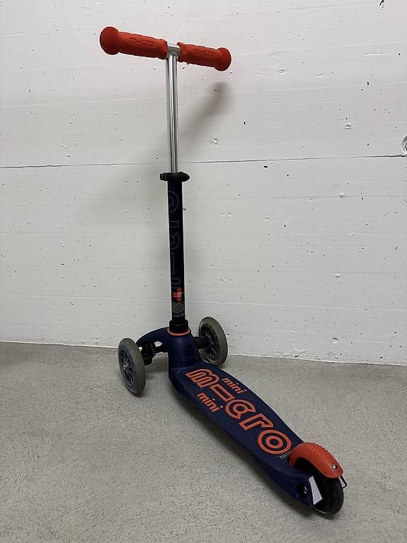 Kickboard: Micro Scooter Deluxe Rocket – Usato da Sissach venduto da Seo23 1